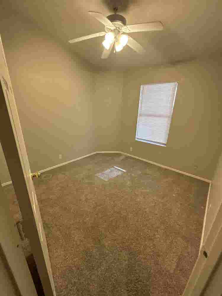 Room available to move in today