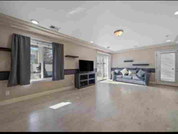 Rooms Available, Beautiful GVR Home