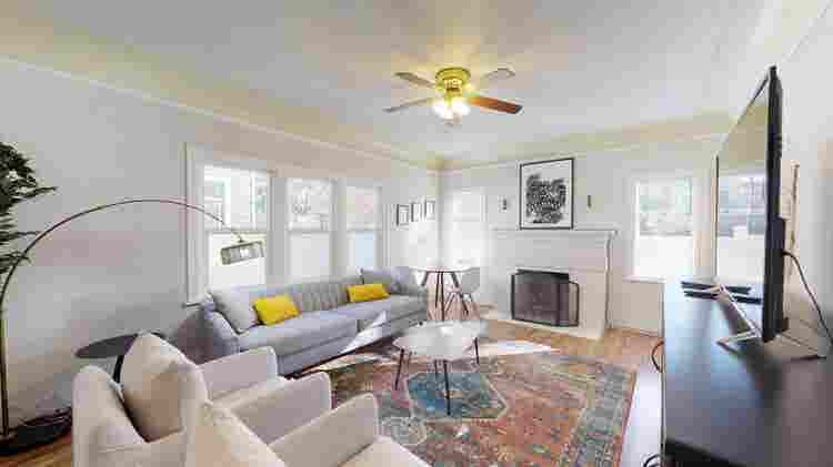 1 BR in Seattle