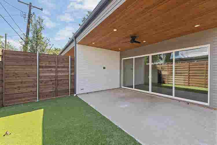3 BR in Dallas