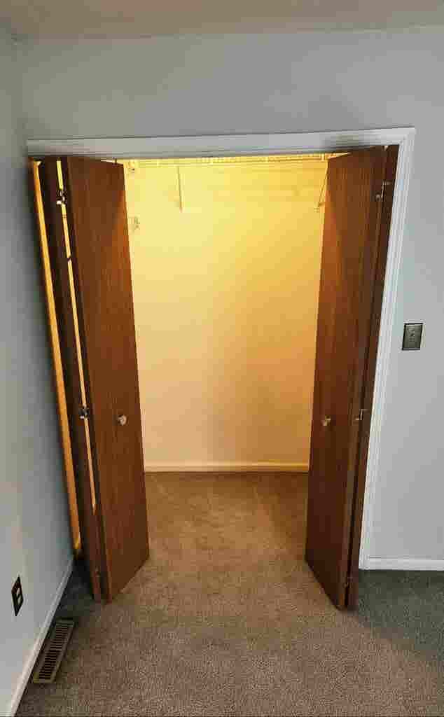 LARGE ROOM with private bathroom