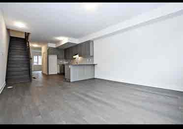 Room for rent with 2 roomies