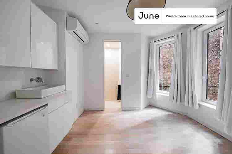 4 BR in New York City