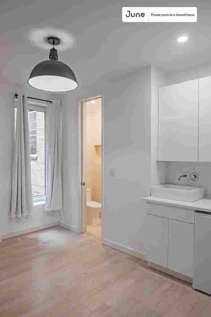 4 BR in New York City