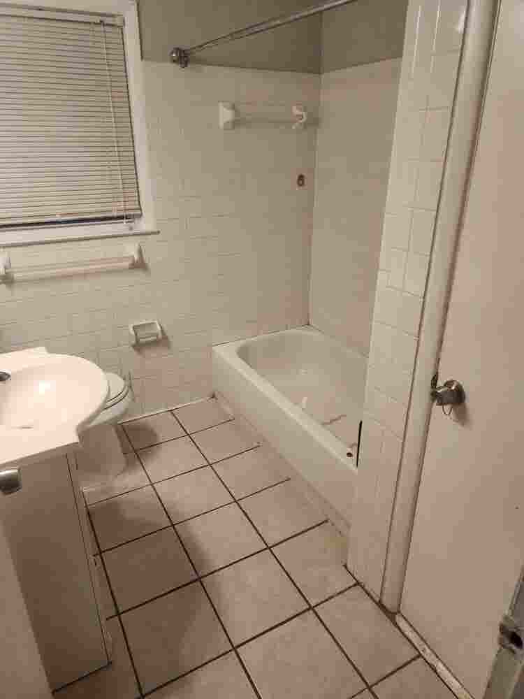Have two rooms for rent in Decatur