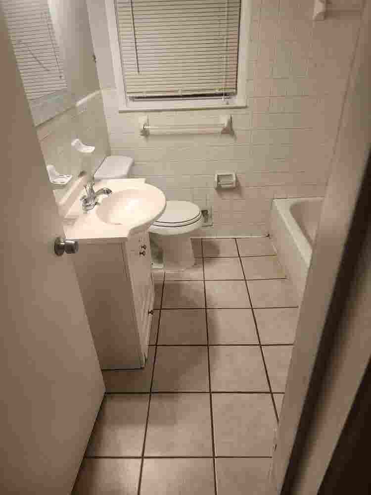 Have two rooms for rent in Decatur