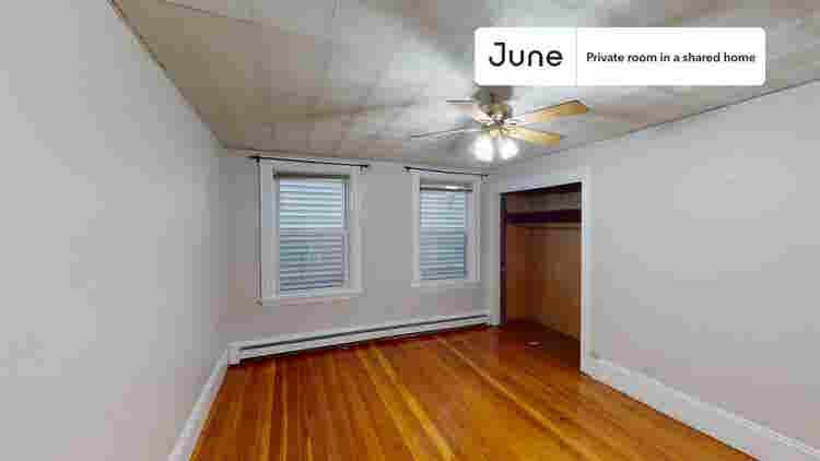 4 BR in Boston