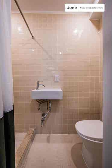 4 BR in New York City