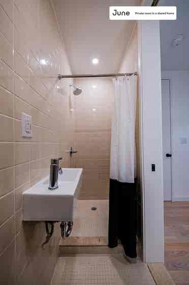 4 BR in New York City