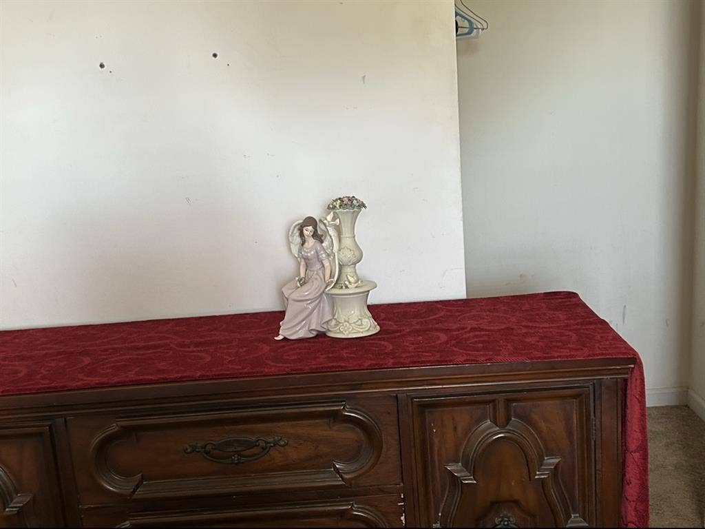 I have a room for rent