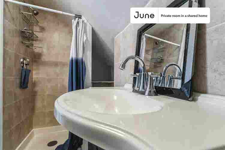 5 BR in Boston
