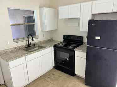 Renovated 2BR Duplex – Move In Now!