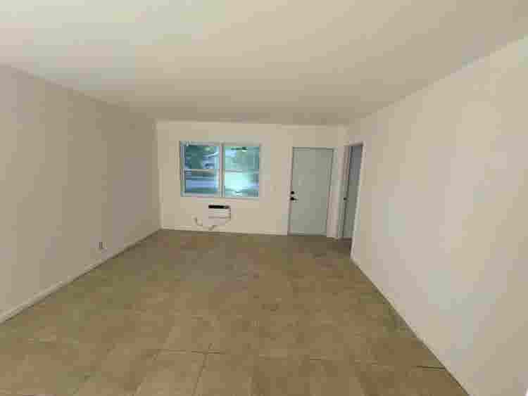Renovated 2BR Duplex – Move In Now!