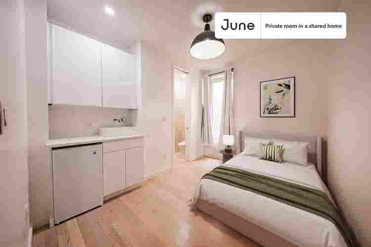 4 BR in New York City