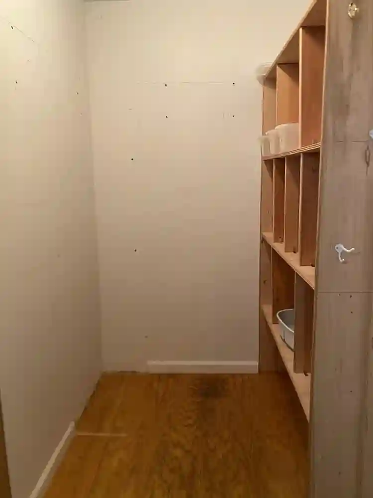 Large private bedroom for rent!