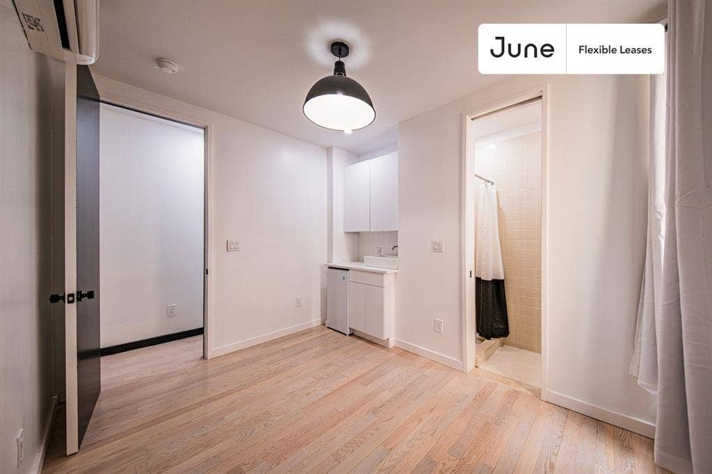 4 BR in New York City