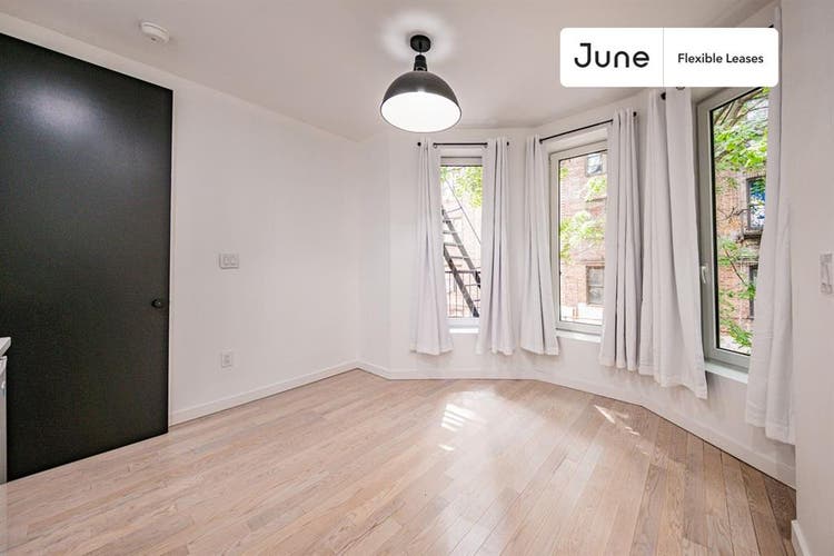 4 BR in New York City