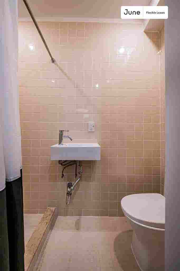 4 BR in New York City