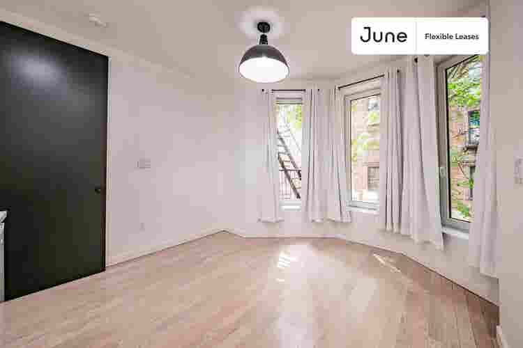 4 BR in New York City
