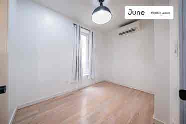 4 BR in New York City