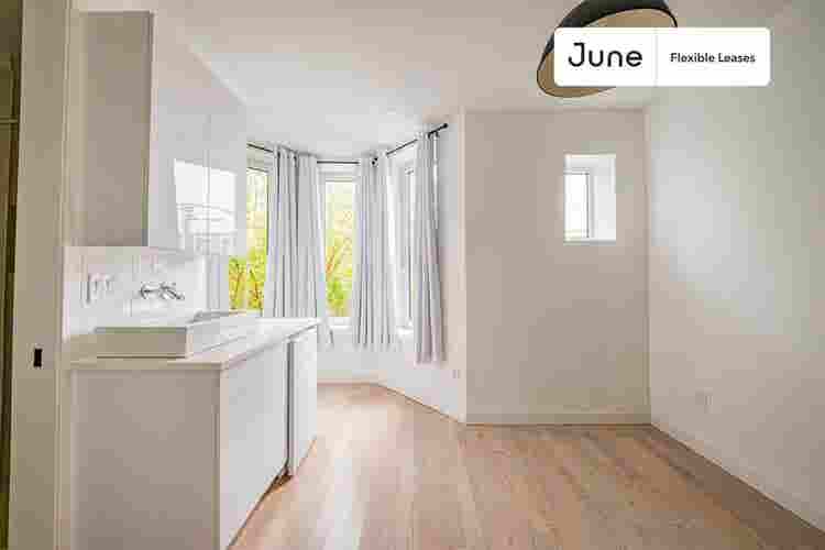 4 BR in New York City
