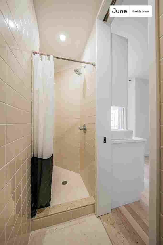 4 BR in New York City
