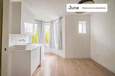 4 BR in New York City