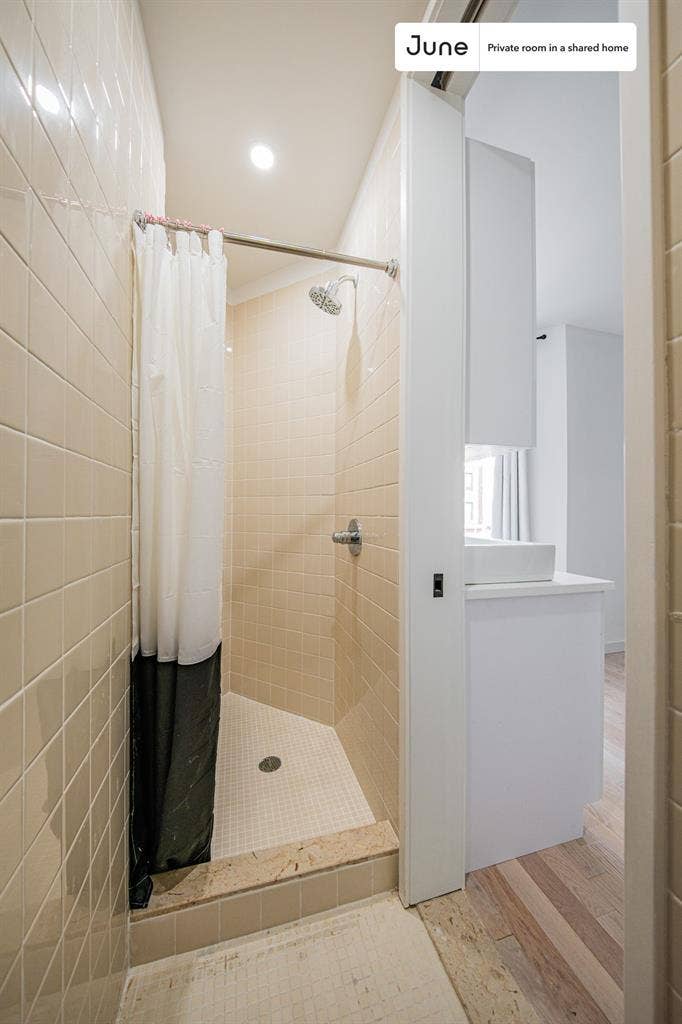 4 BR in New York City