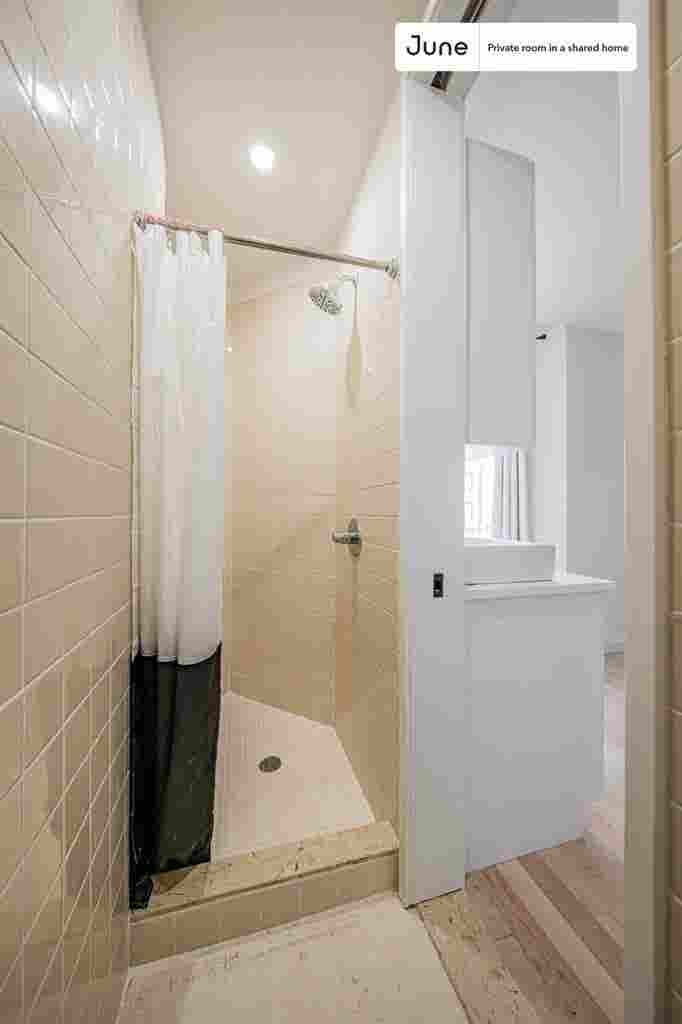 4 BR in New York City