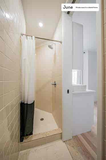 4 BR in New York City