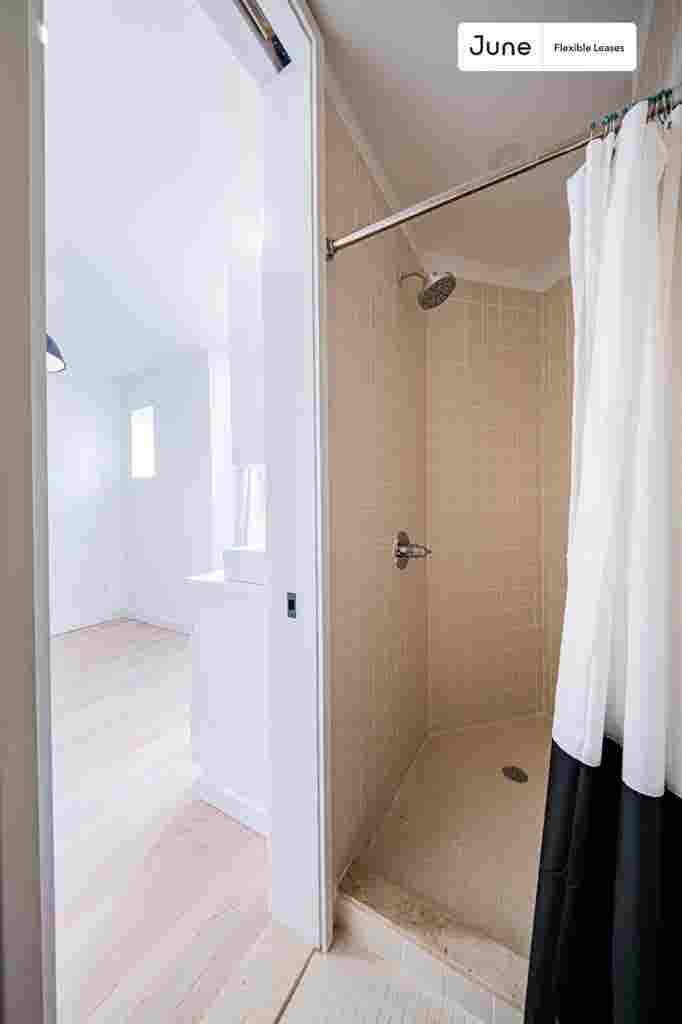 4 BR in New York City