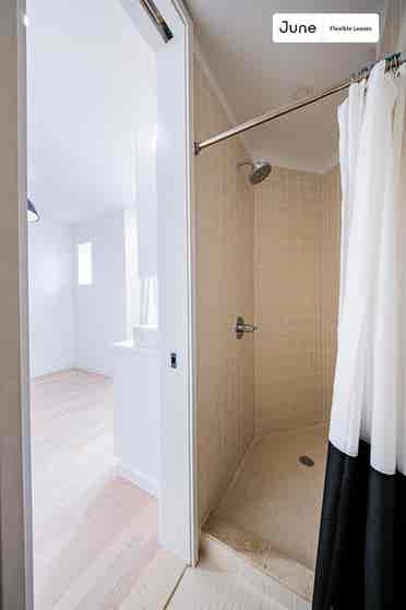 4 BR in New York City