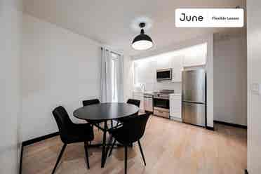 4 BR in New York City