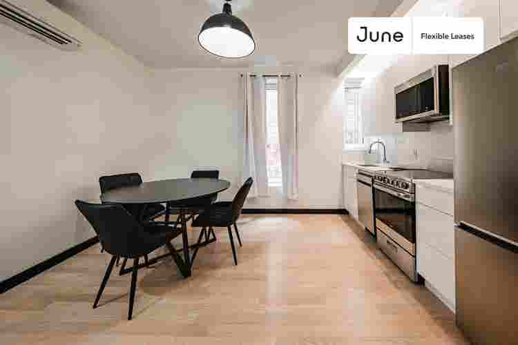 4 BR in New York City