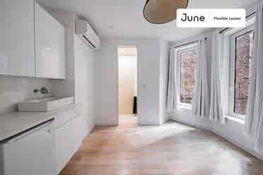 4 BR in New York City