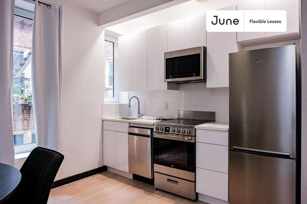 4 BR in New York City