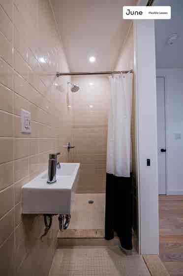 4 BR in New York City