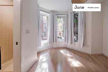 4 BR in New York City