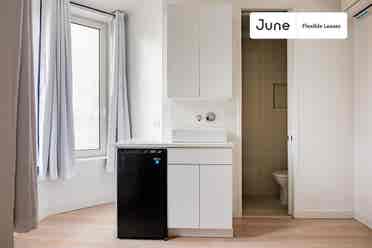 4 BR in New York City