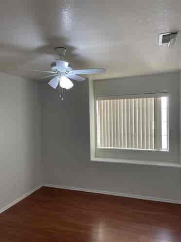 Spacious rooms available in house
