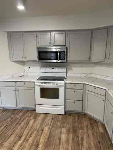 Spacious rooms available in house