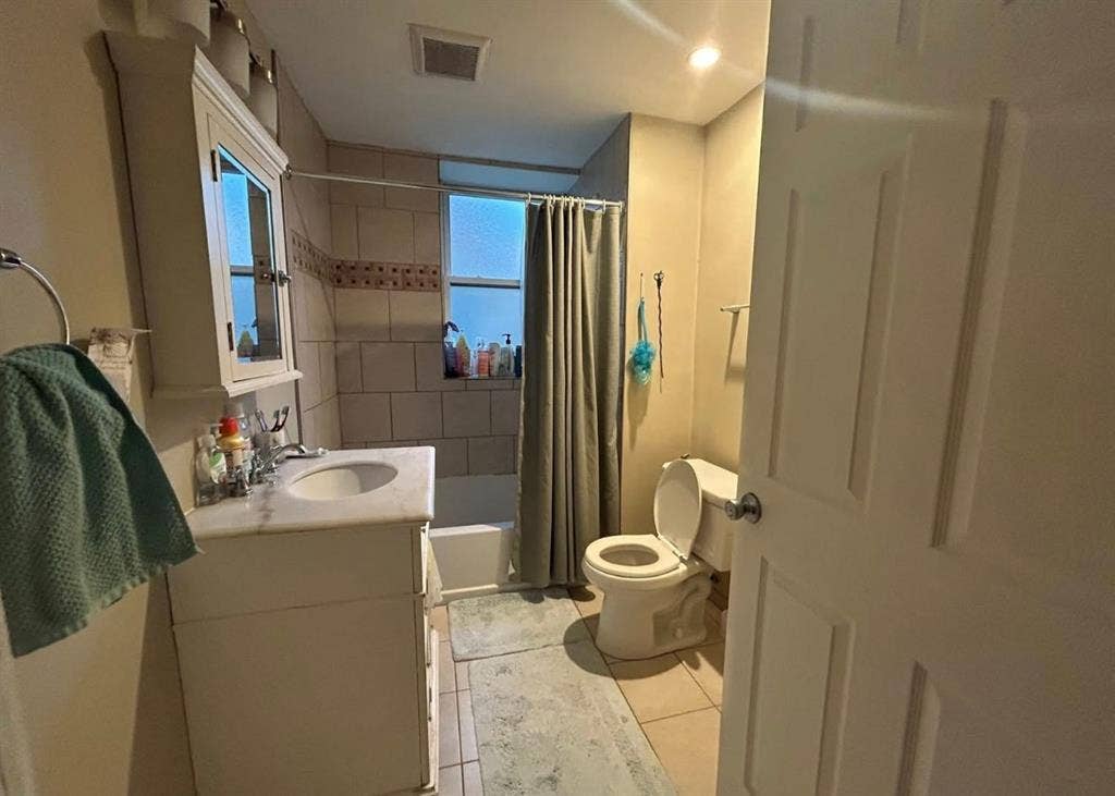 ROOMMATE NEEDED ASAP