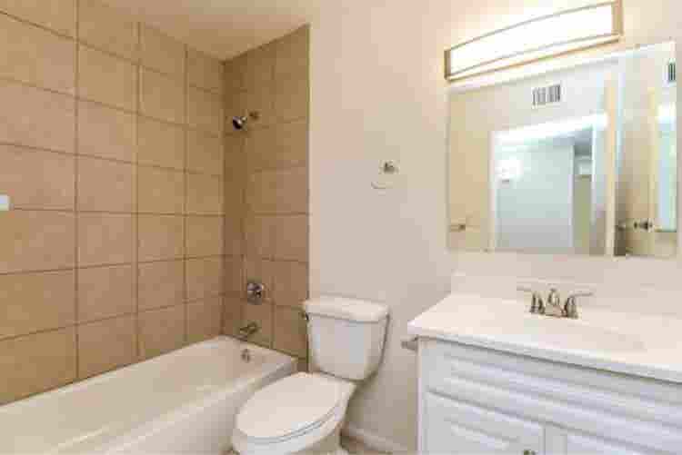 Modern Master Bedrooms For Rent
