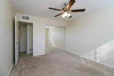 Modern Master Bedrooms For Rent
