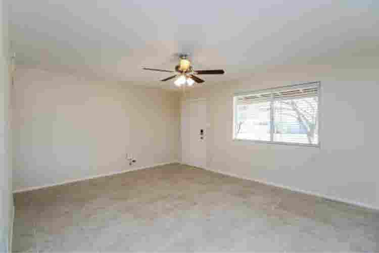 Modern Master Bedrooms For Rent