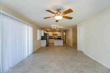 Modern Master Bedrooms For Rent