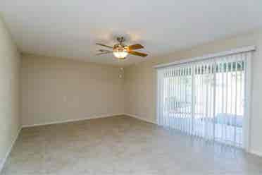 Modern Master Bedrooms For Rent