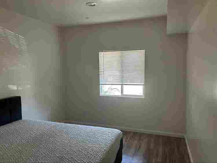 LF  bath APT near SDSU