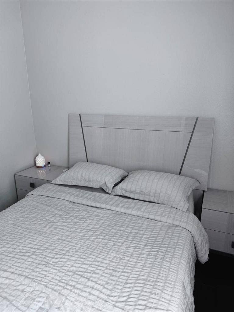 MODERN Private Room for rent!