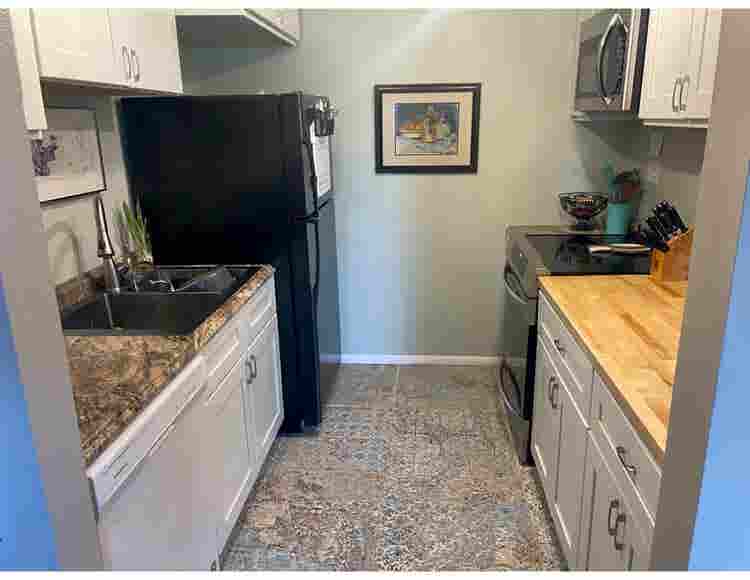 Room In Aurora W/Private Bathroom